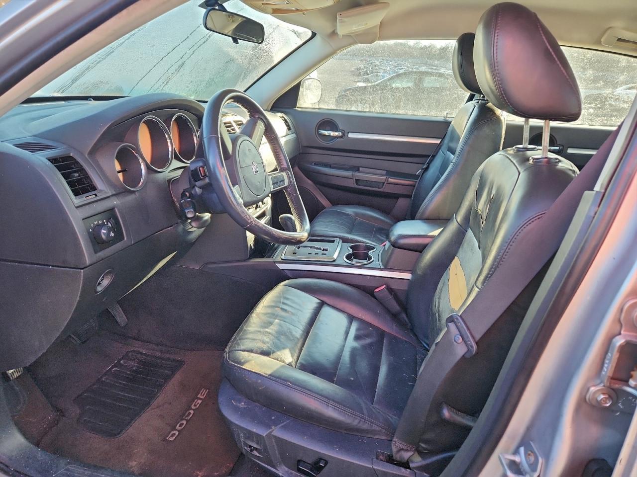 2010 DODGE CHARGER