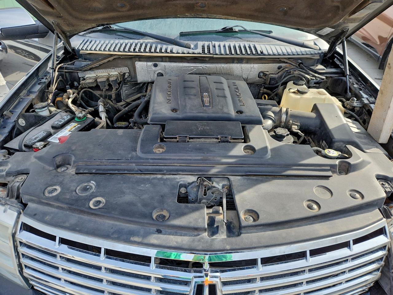 2012 LINCOLN Navigator