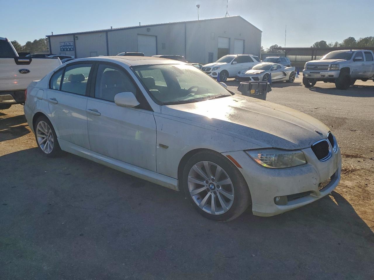2011 BMW 3 SERIES
