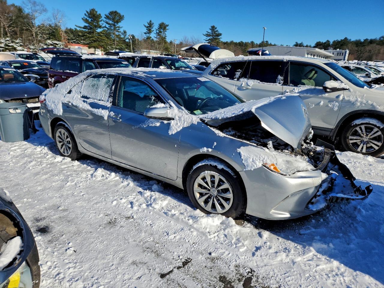 2016 TOYOTA CAMRY