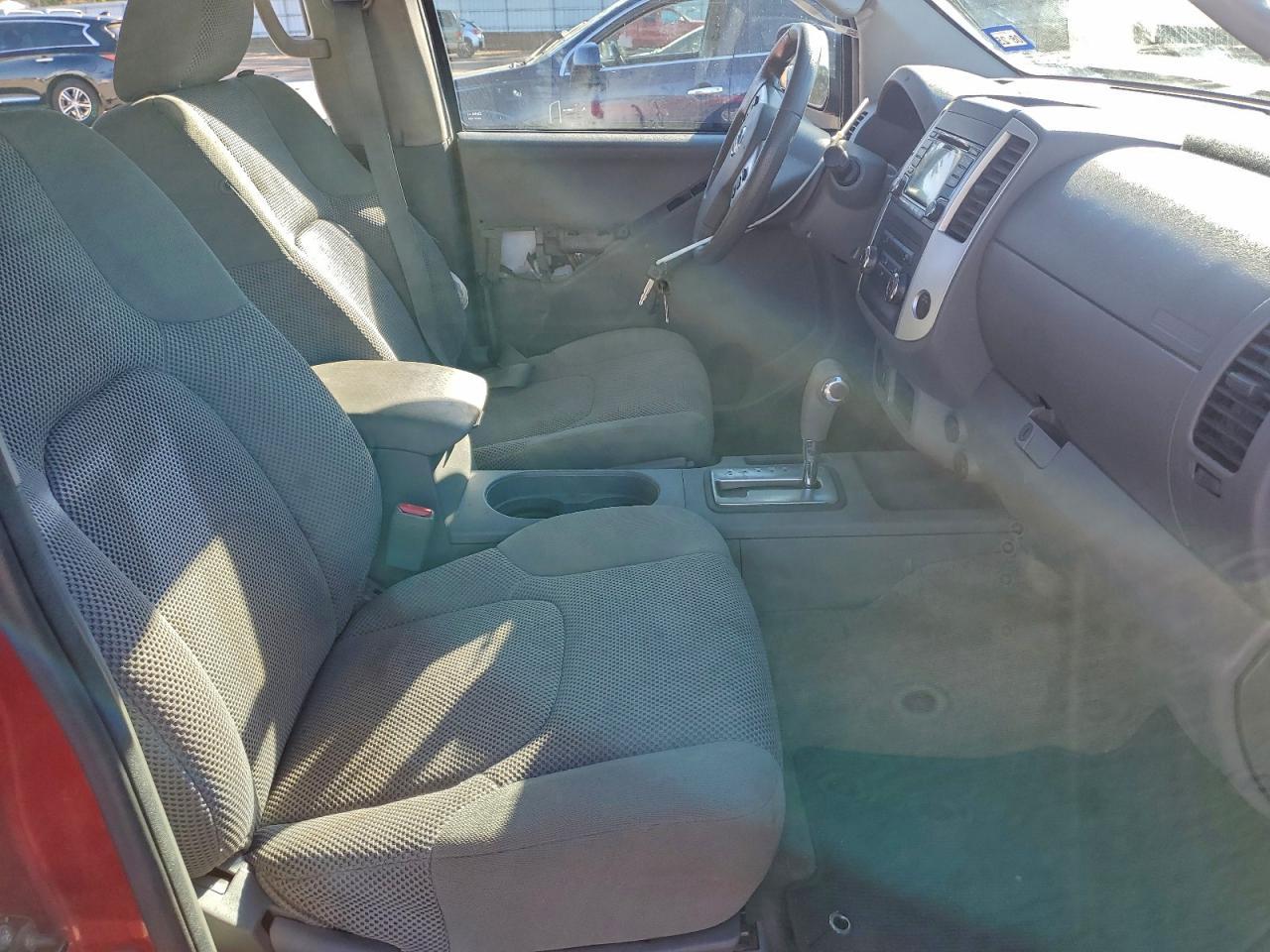 2016 NISSAN Frontier
