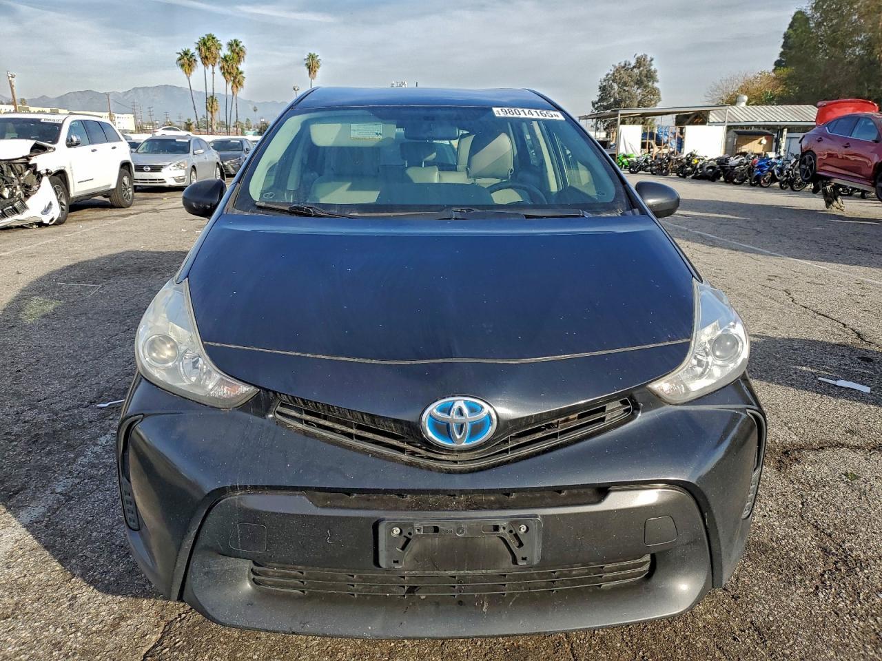 2016 TOYOTA PRIUS V