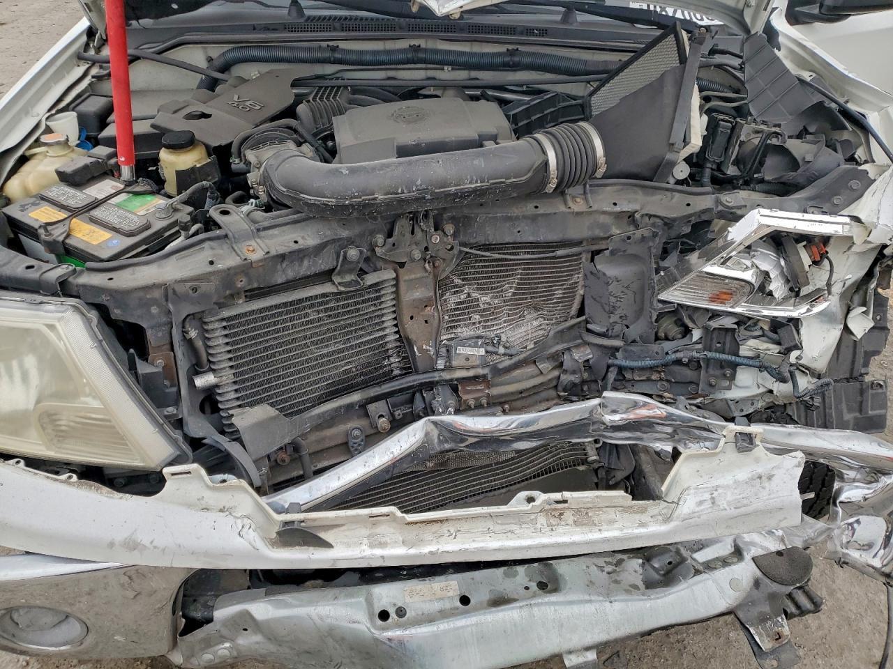 2010 NISSAN Frontier