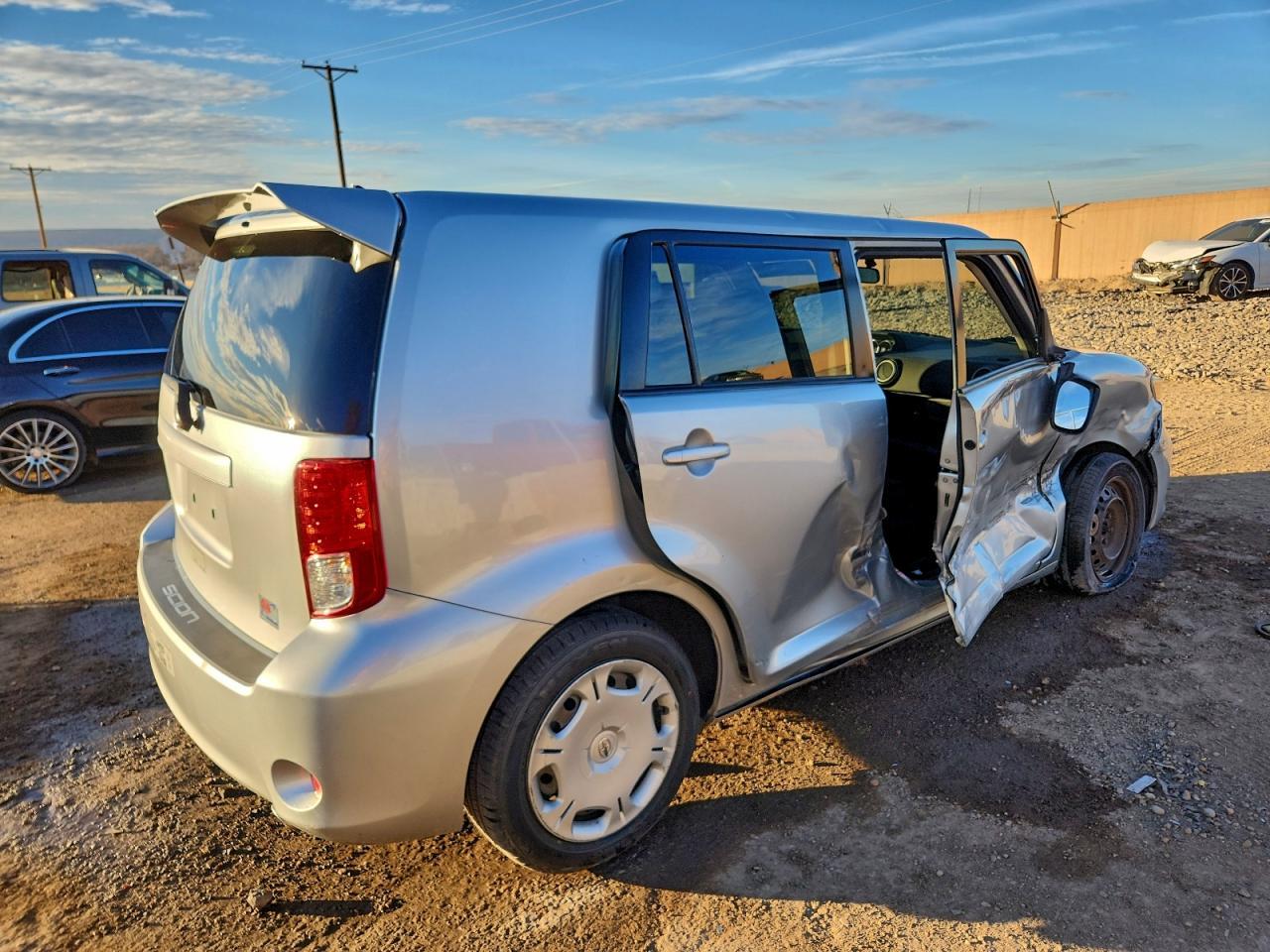2012 TOYOTA SCION