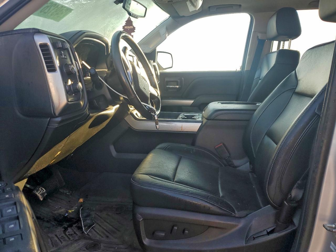 2018 CHEVROLET Silverado
