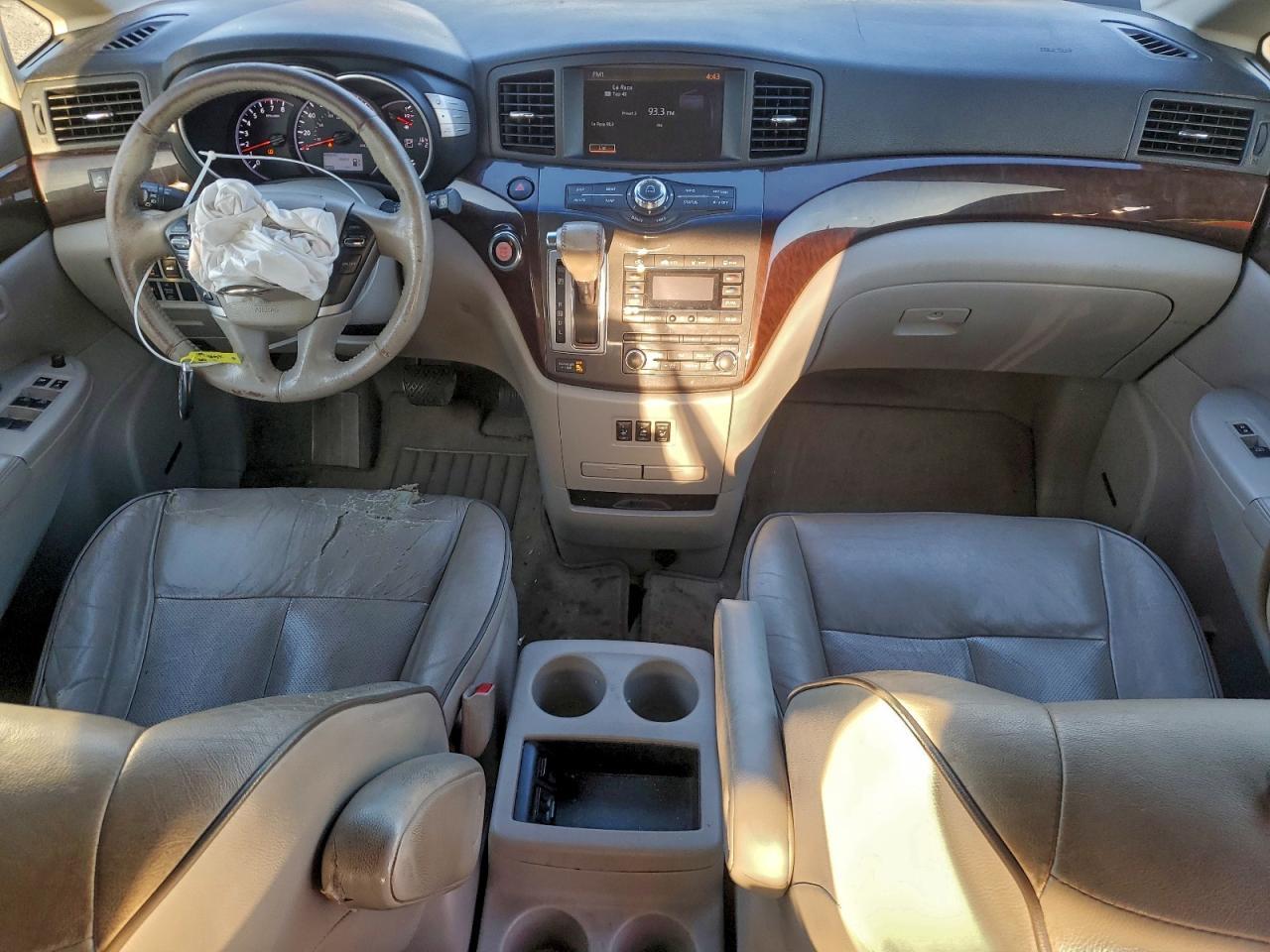 2011 NISSAN Quest