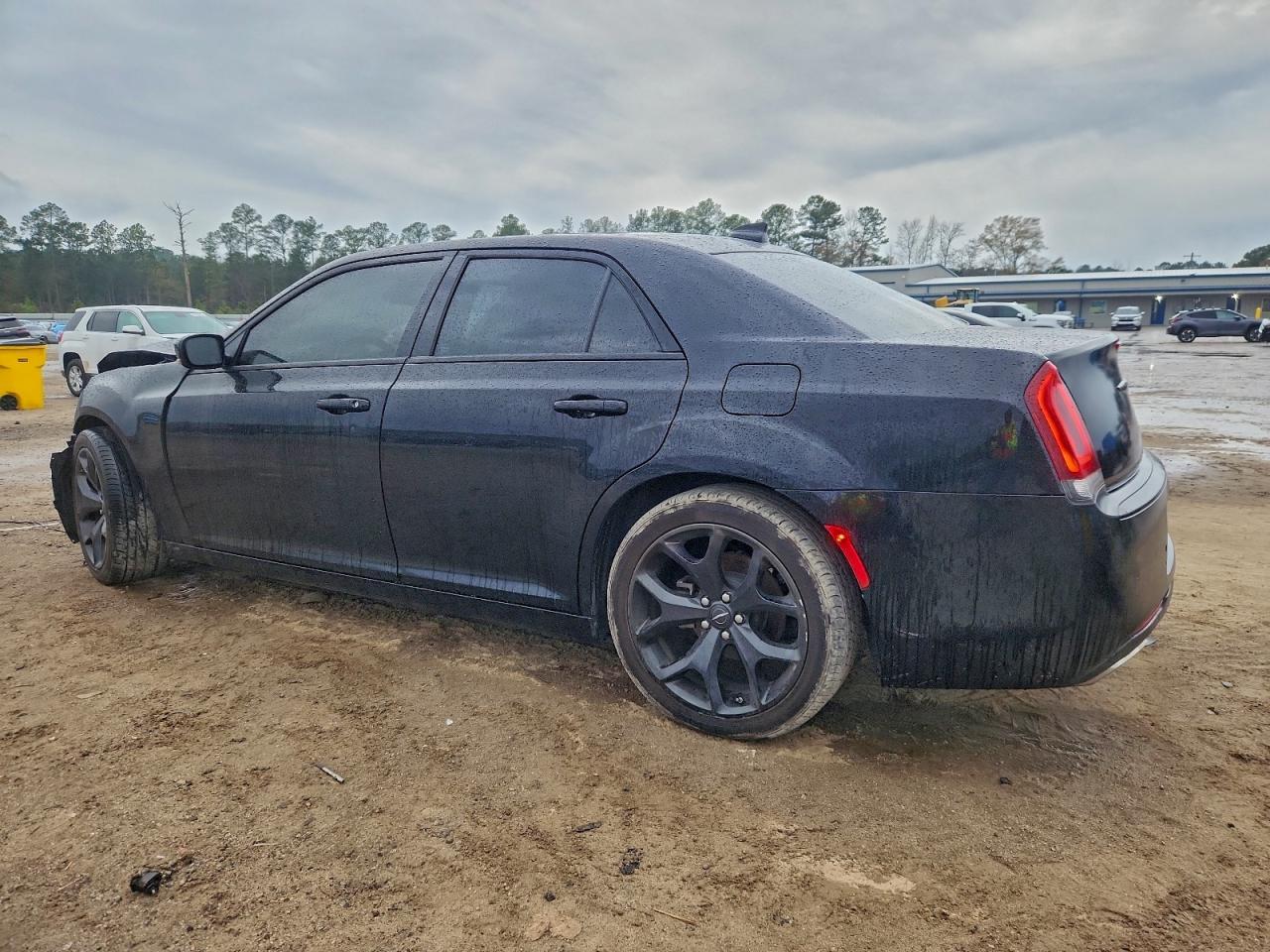 2022 CHRYSLER 300