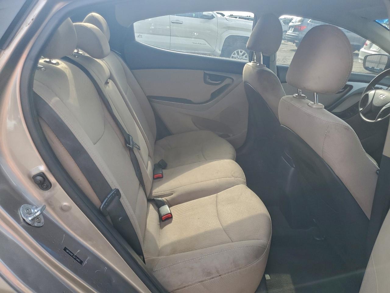 2016 HYUNDAI ELANTRA