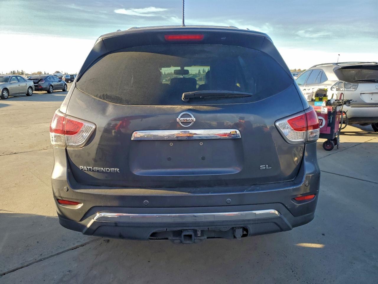 2013 NISSAN PATHFINDER