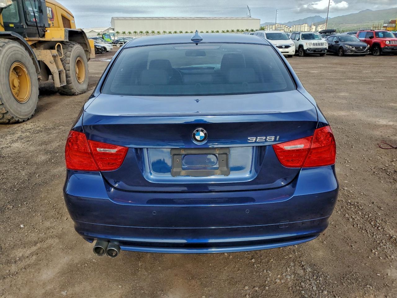 2011 BMW 3 SERIES