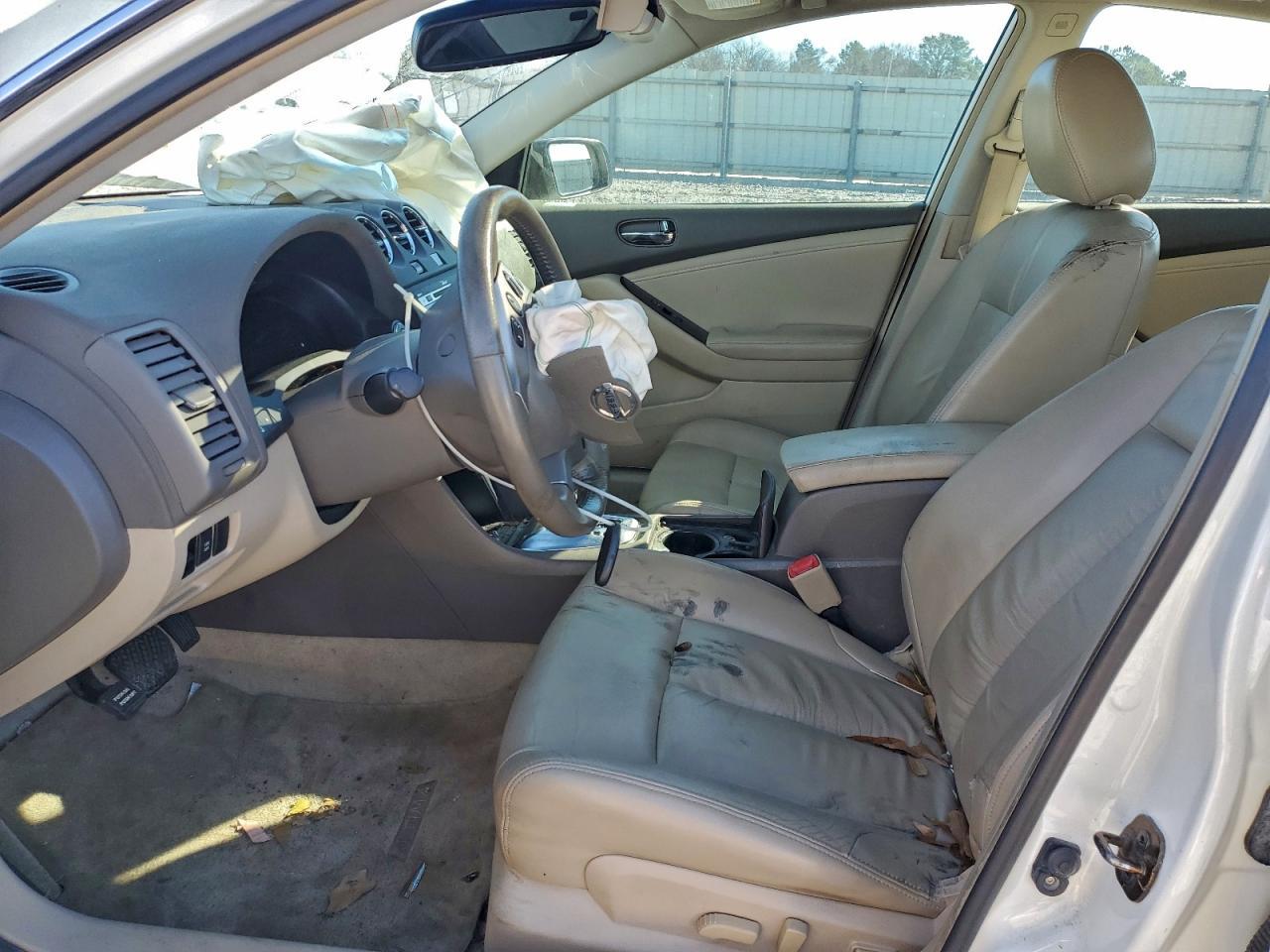 2010 NISSAN ALTIMA