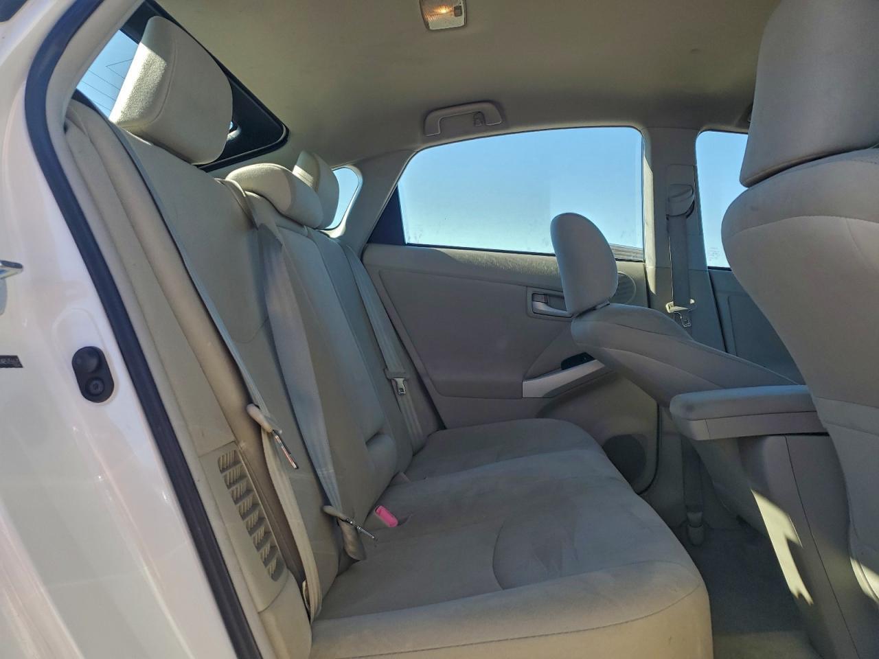 2011 TOYOTA PRIUS