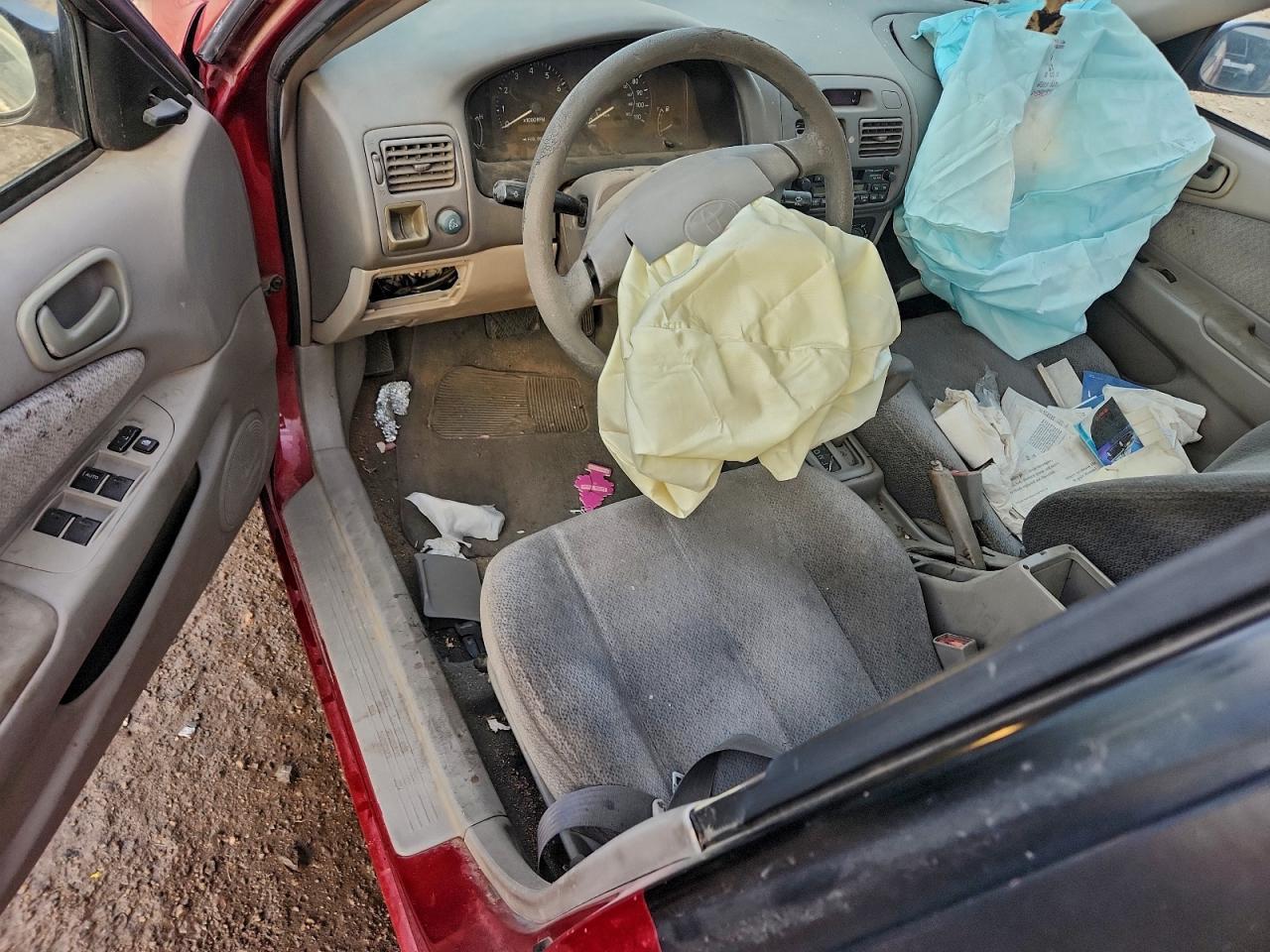 2001 TOYOTA COROLLA