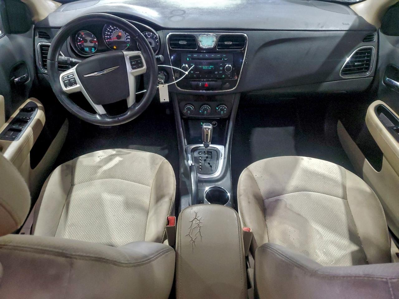 2014 CHRYSLER 200