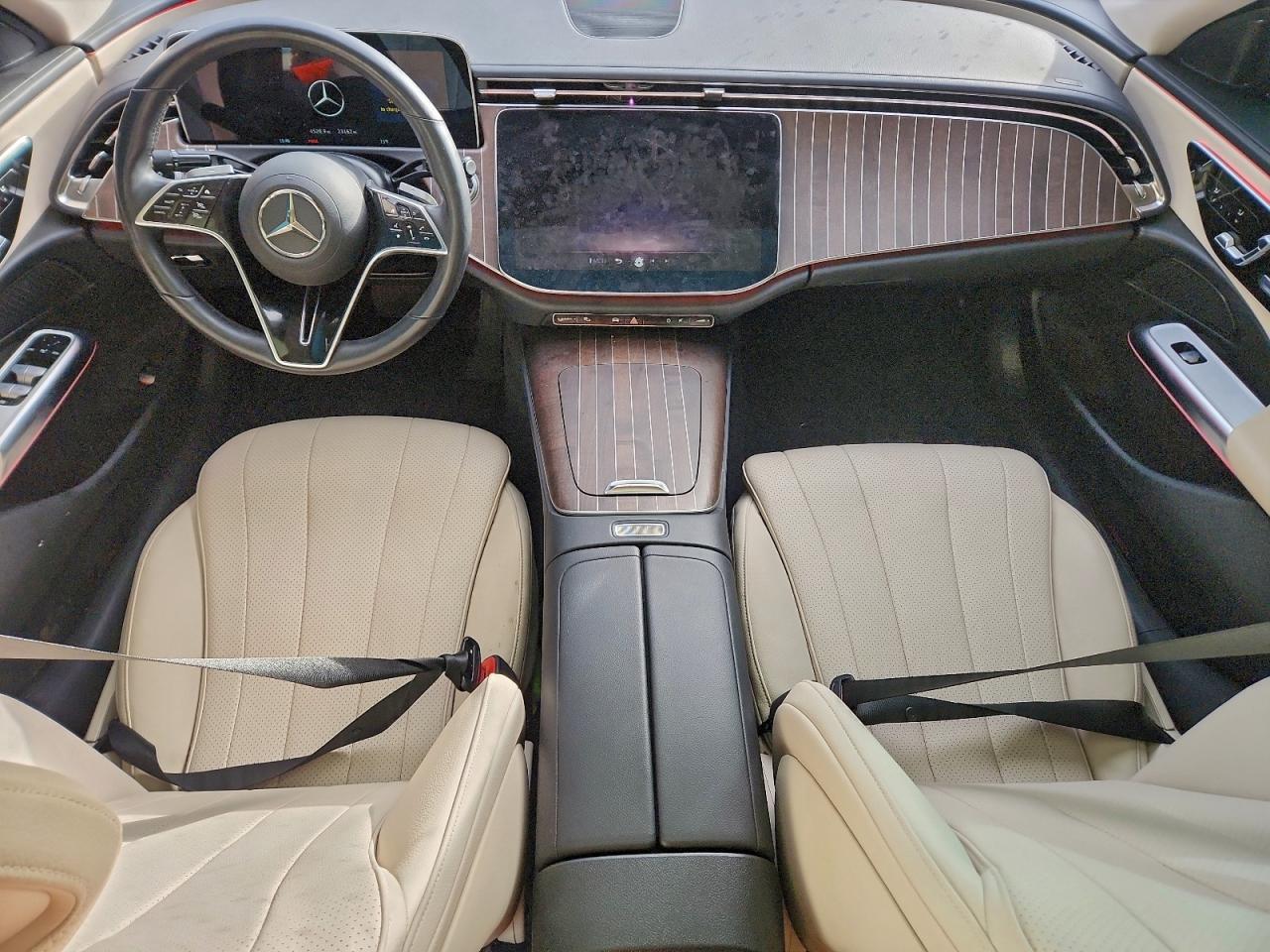 2025 MERCEDES-BENZ E-Class