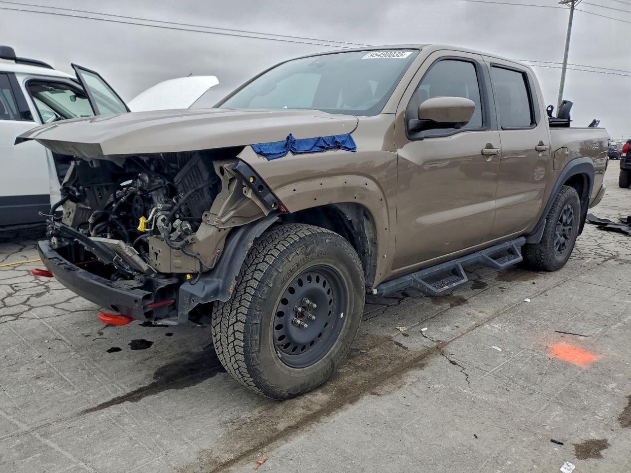2022 NISSAN Frontier
