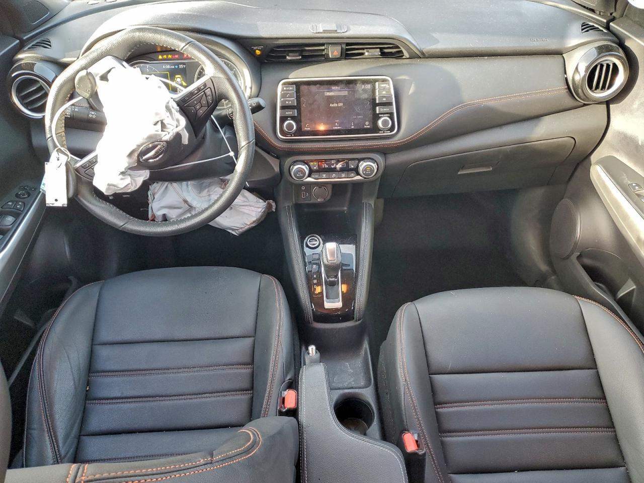 2020 NISSAN KICKS