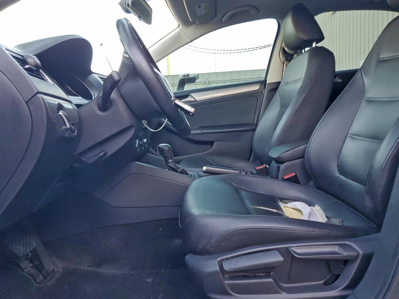 2016 VOLKSWAGEN JETTA