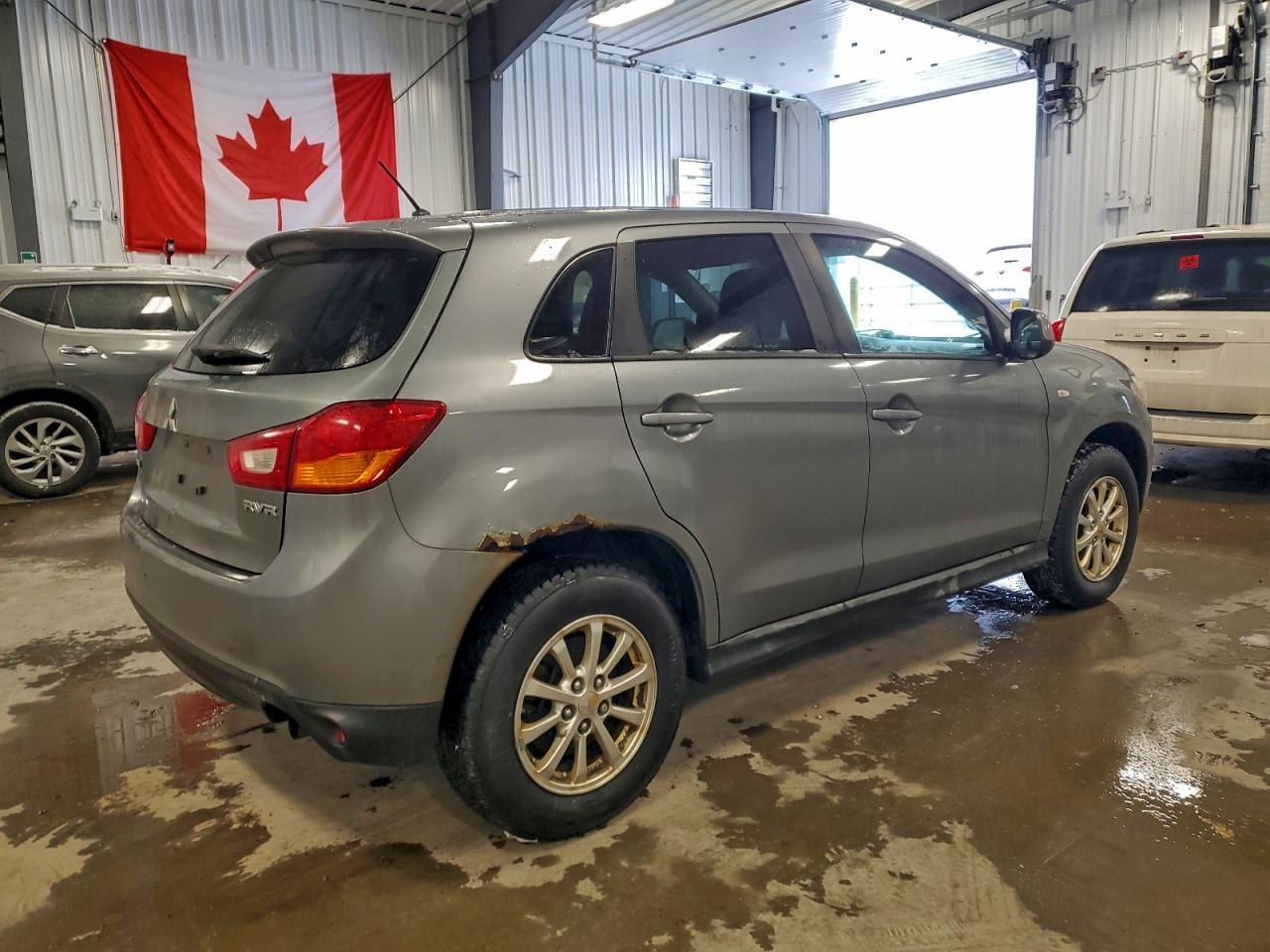 2015 MITSUBISHI RVR