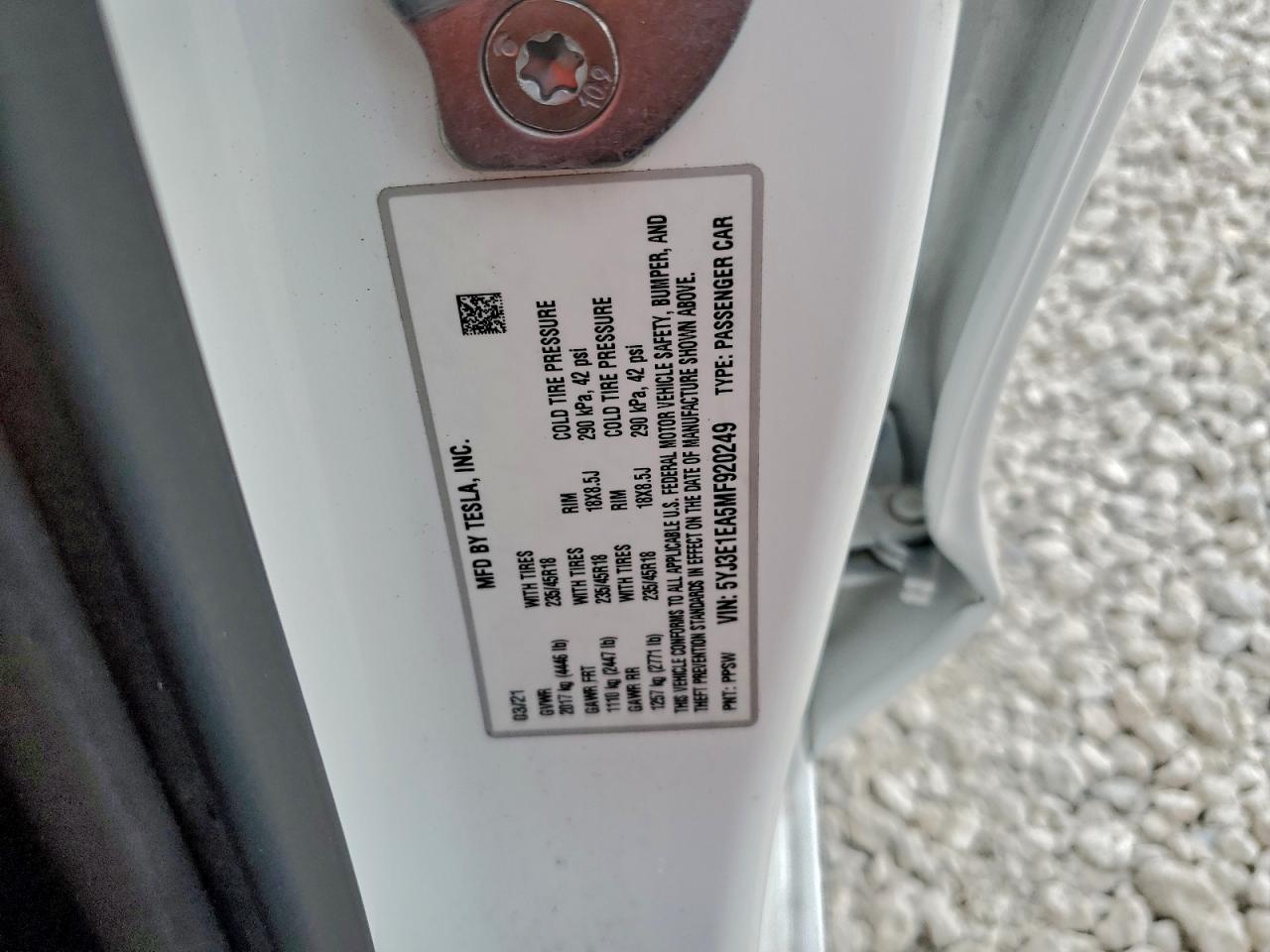 2021 TESLA MODEL 3
