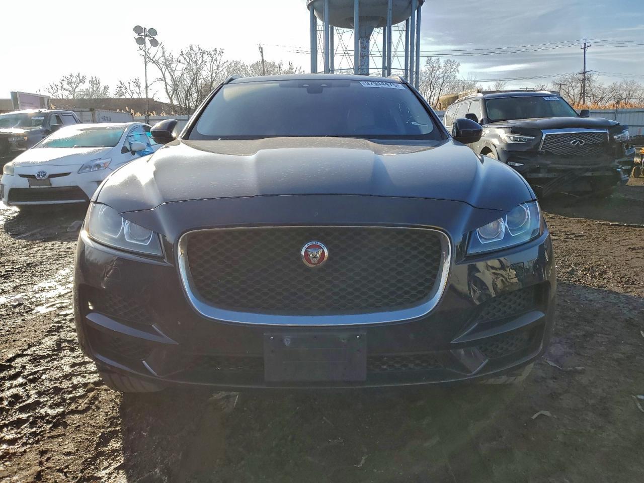 2017 JAGUAR F-Pace
