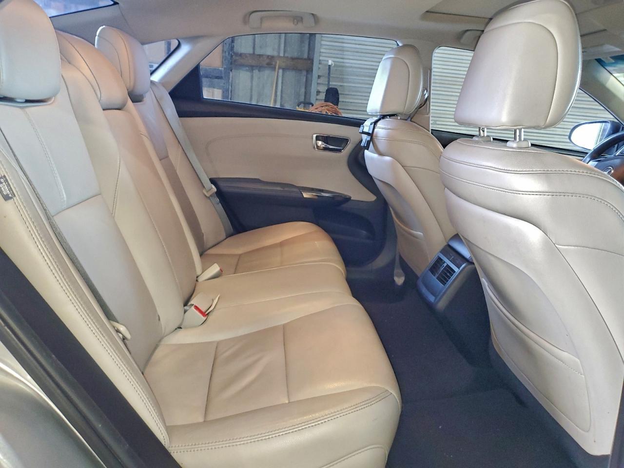 2015 TOYOTA Avalon