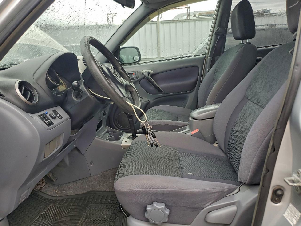 2001 TOYOTA RAV4