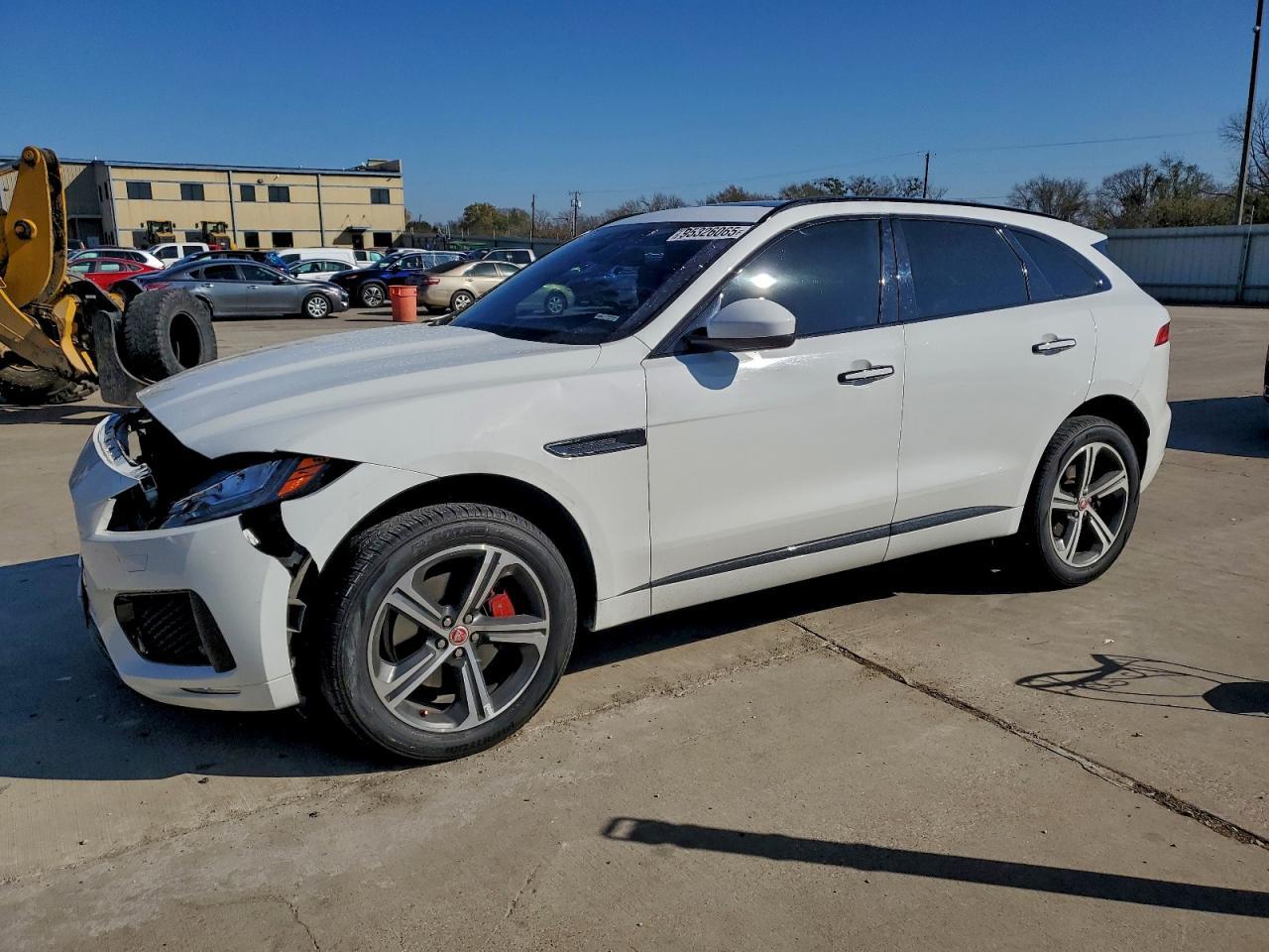 2017 JAGUAR F-Pace