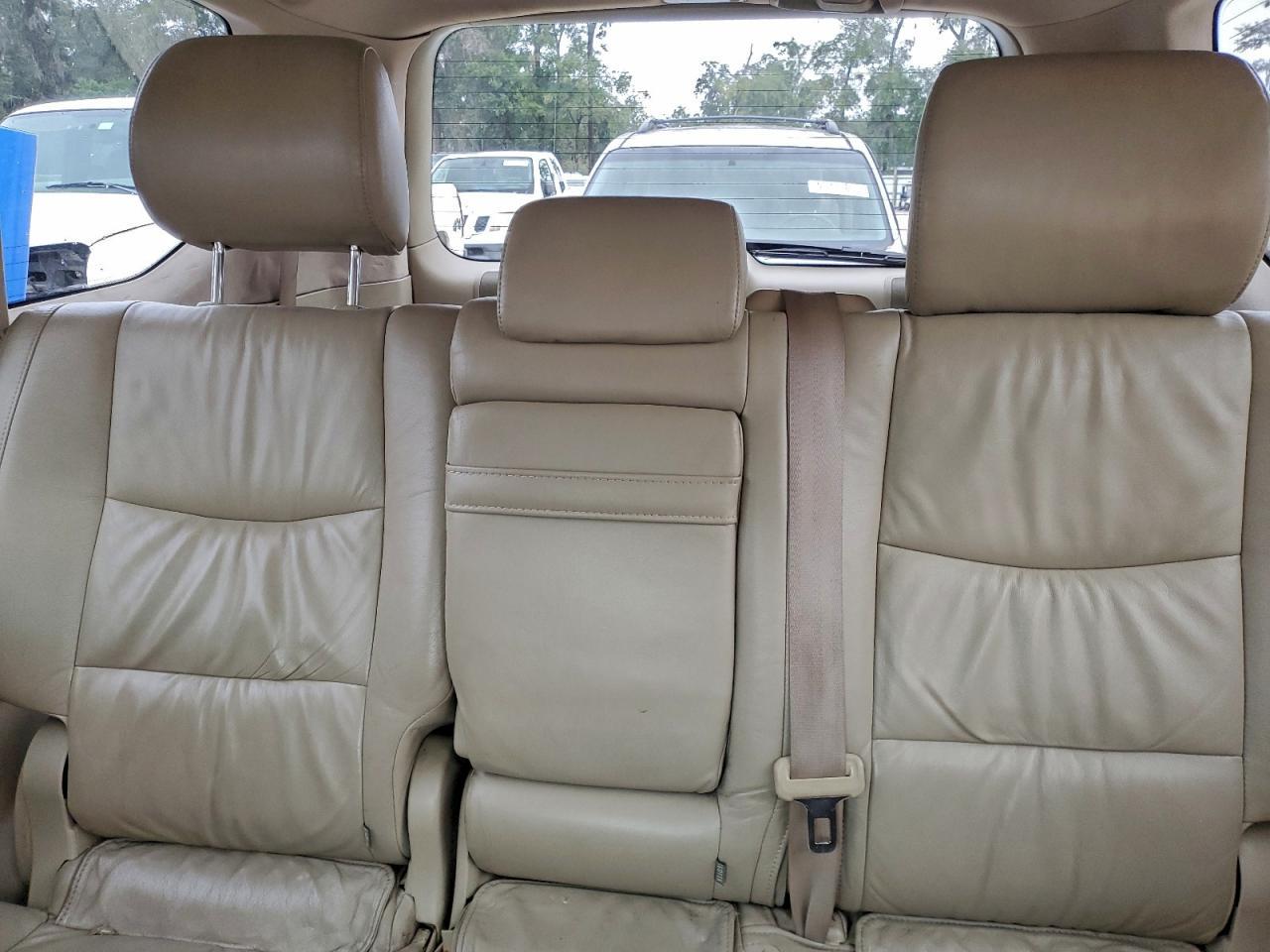 2004 LEXUS Gx 470