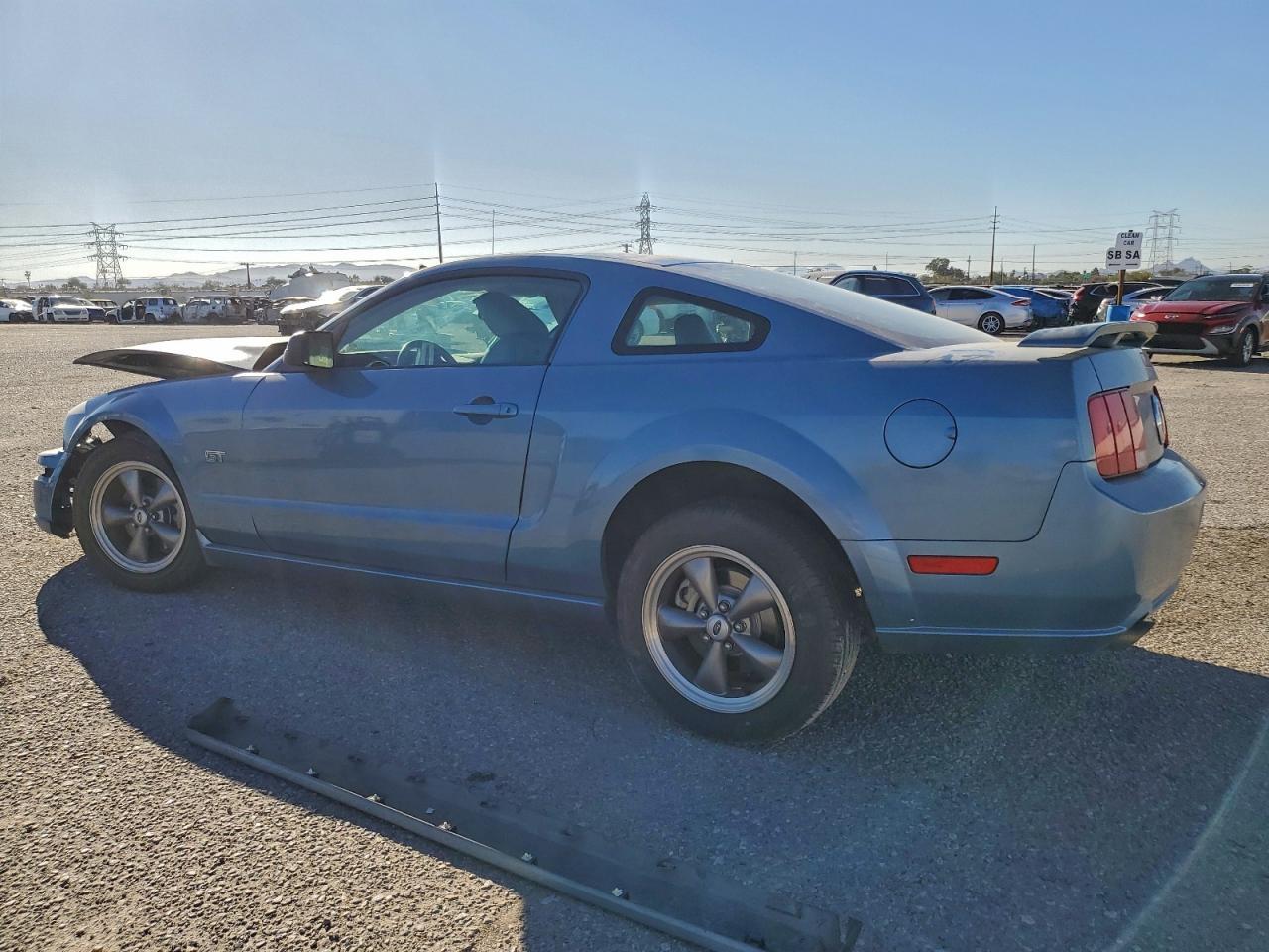 2005 FORD MUSTANG
