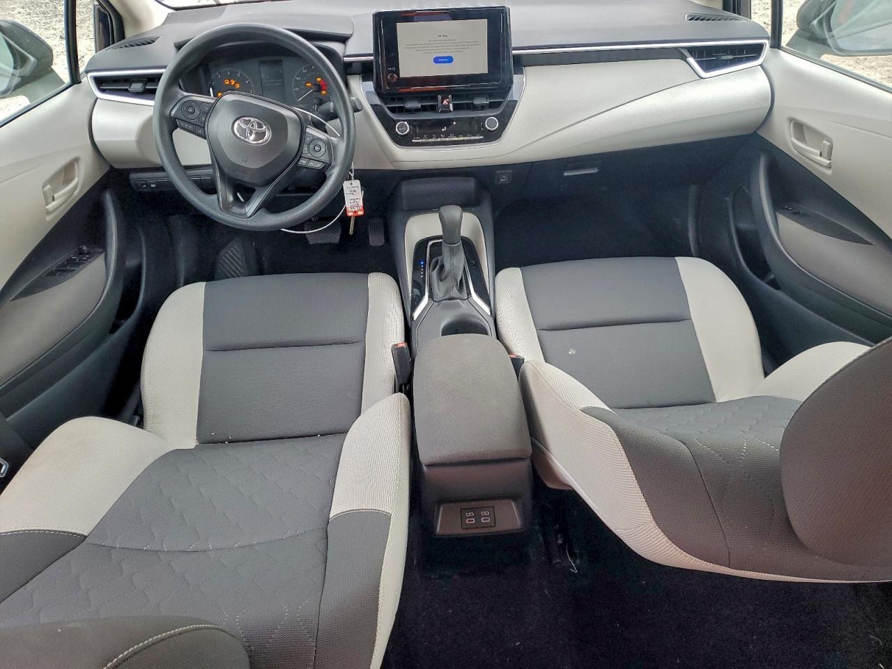 2025 TOYOTA COROLLA