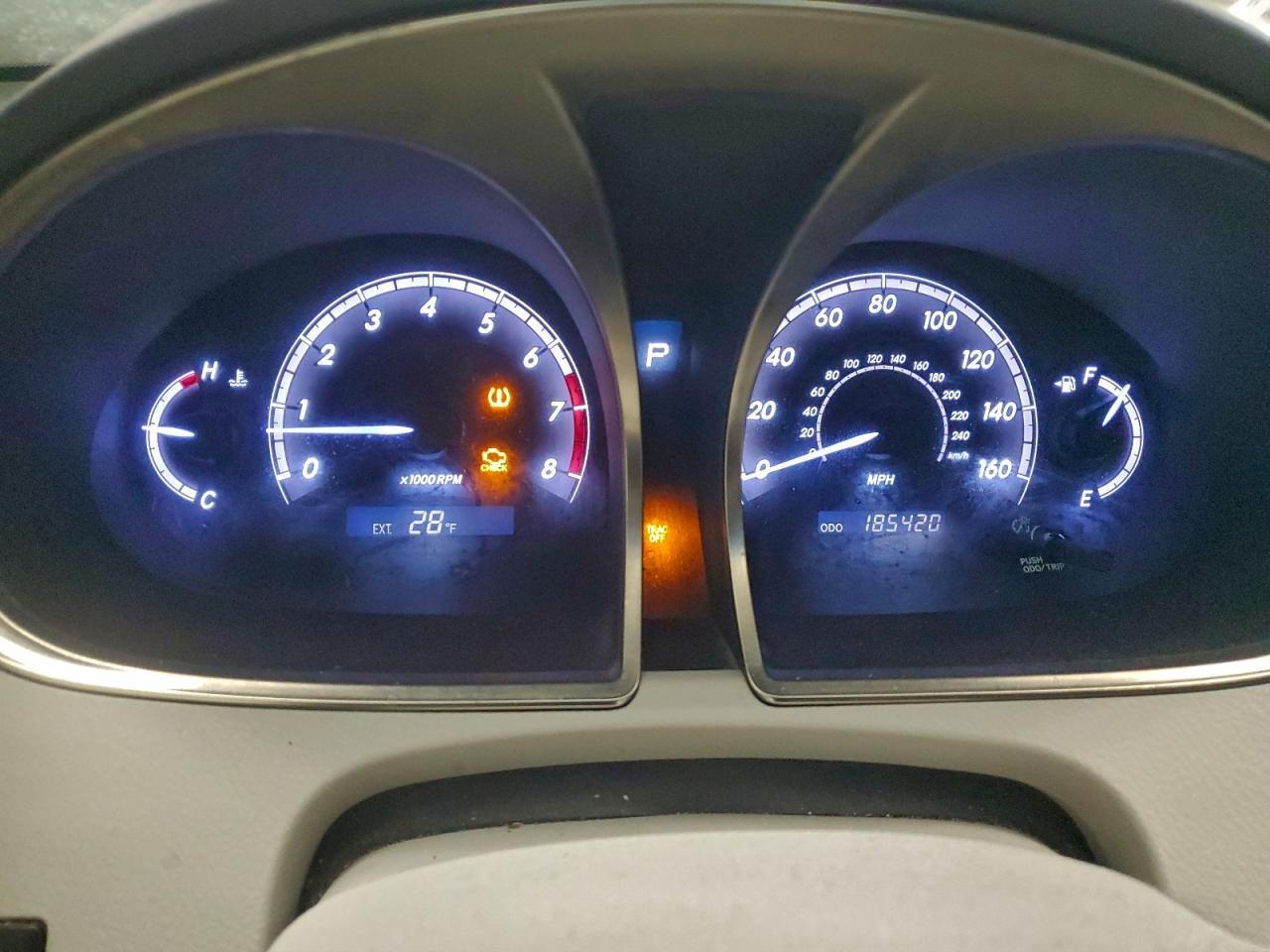 2011 TOYOTA Avalon