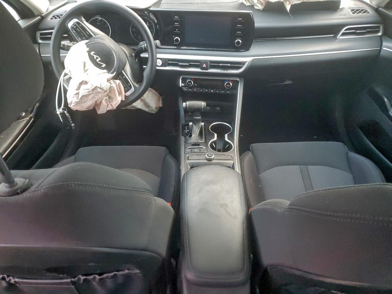 2023 KIA K5