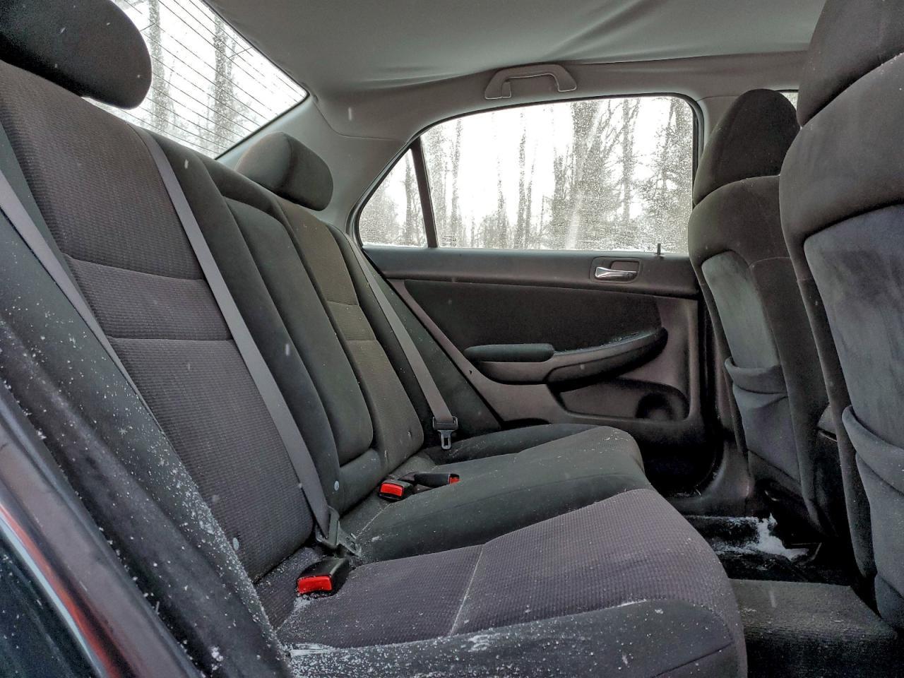 2004 HONDA ACCORD
