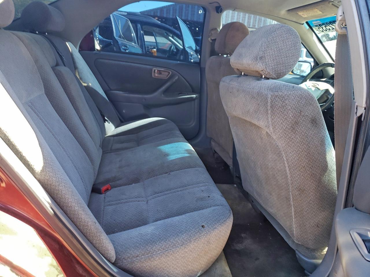 2001 TOYOTA CAMRY