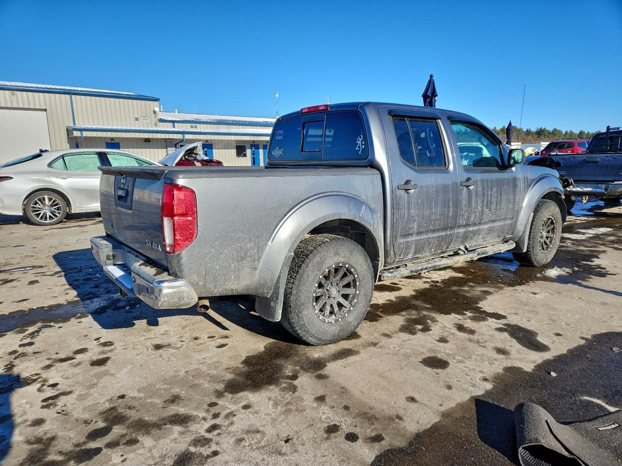 2016 NISSAN Frontier