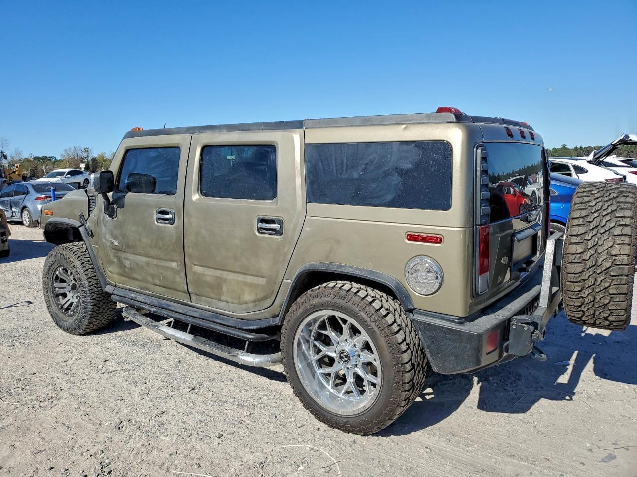 2005 HUMMER H2