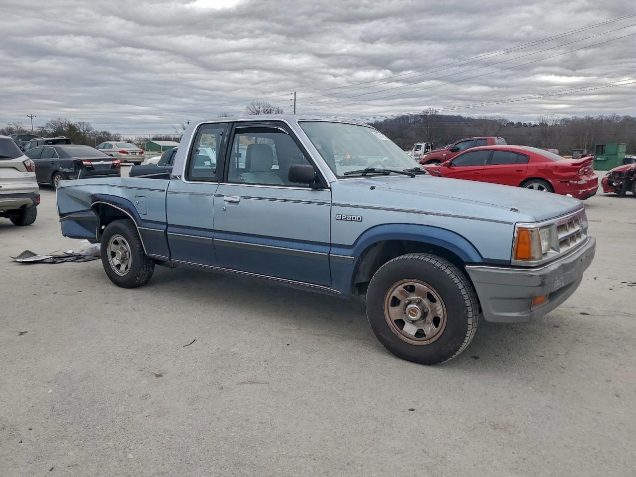 1988 MAZDA B2200