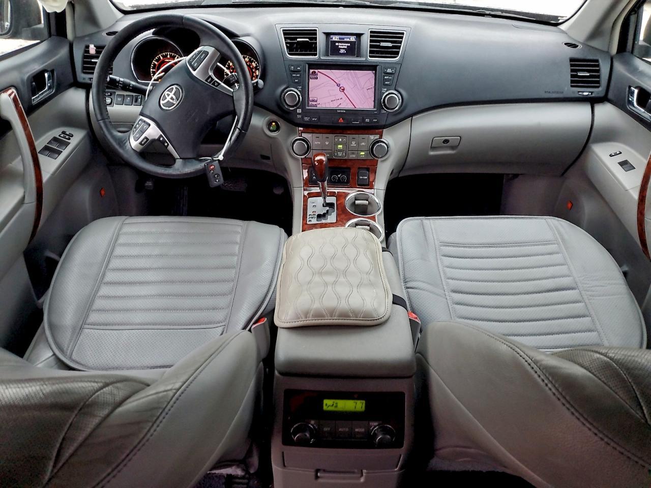 2012 TOYOTA HIGHLANDER