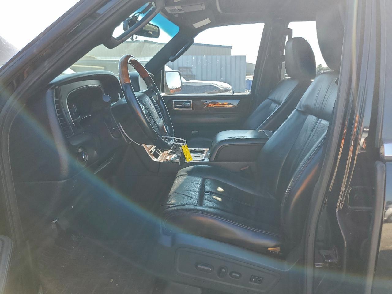 2016 LINCOLN Navigator