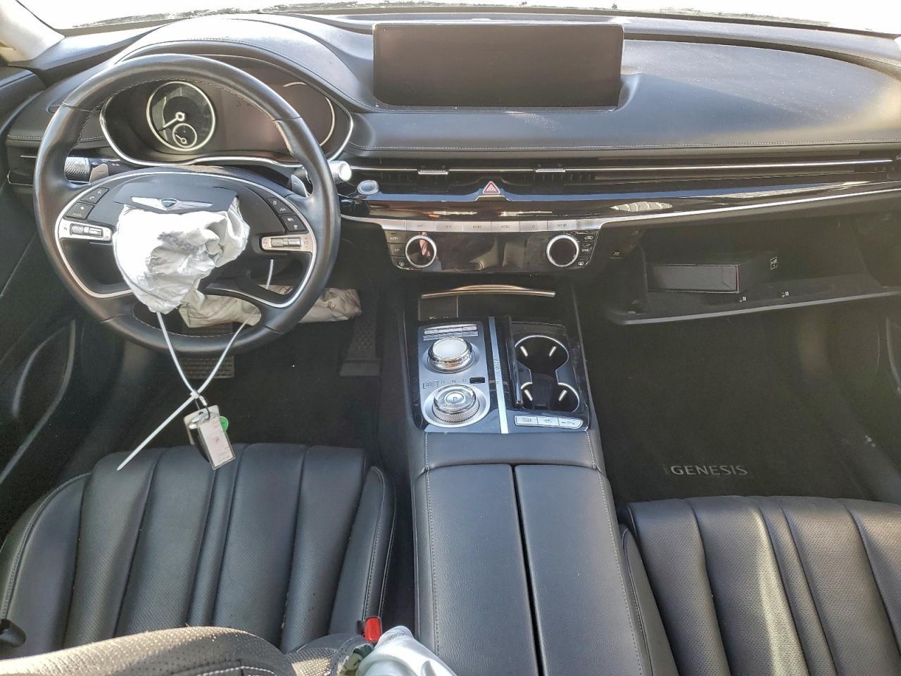 2023 GENESIS G80