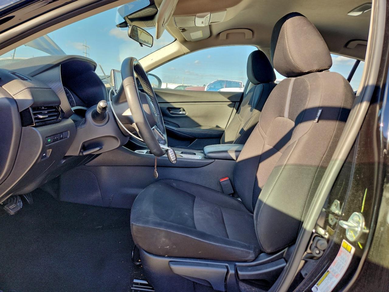 2023 NISSAN SENTRA