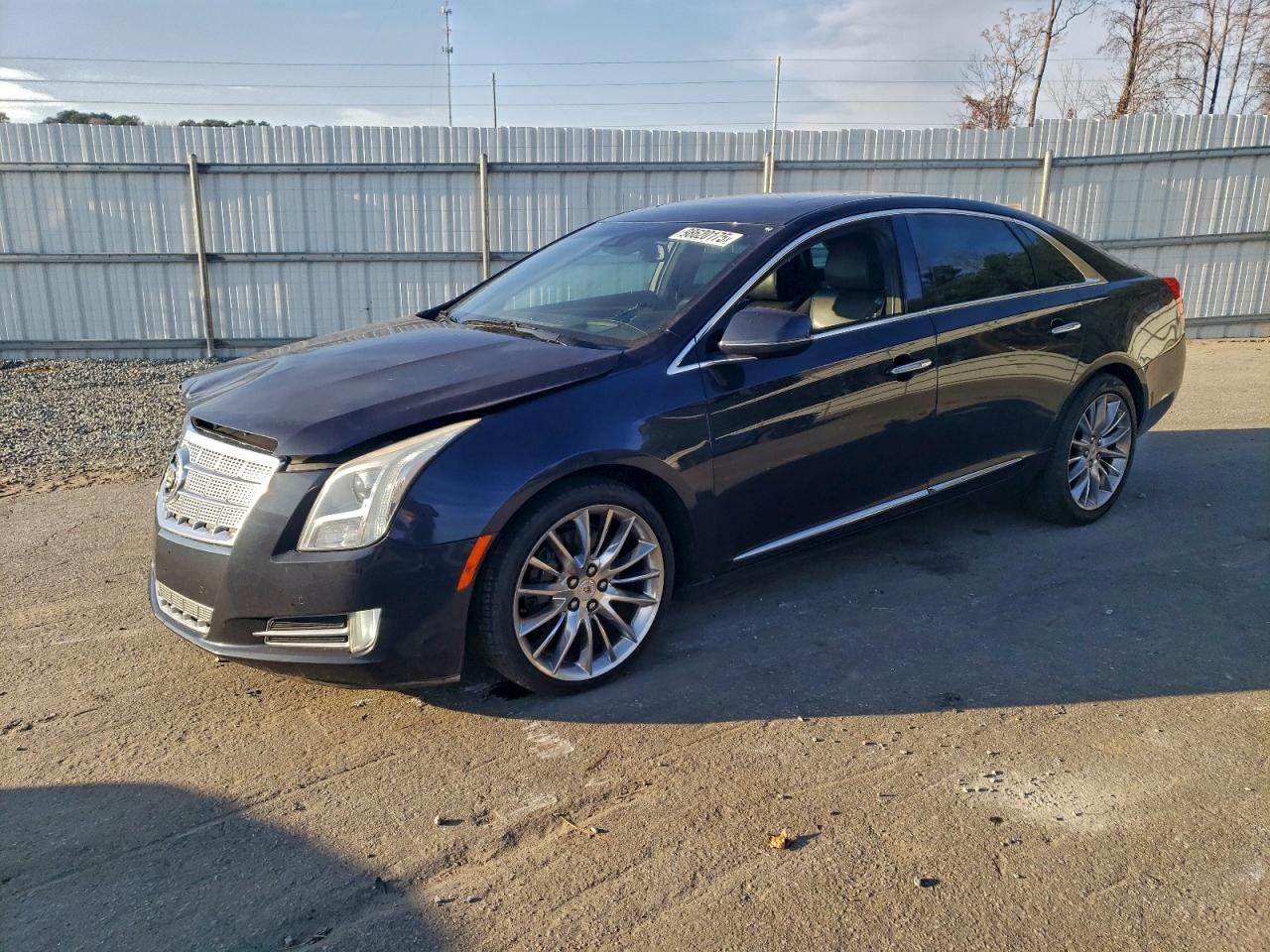 2013 CADILLAC XTS