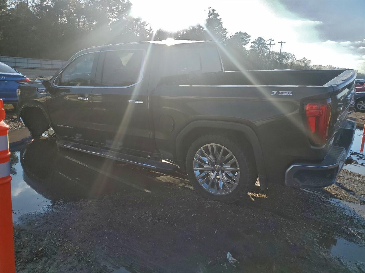 2019 GMC Sierra