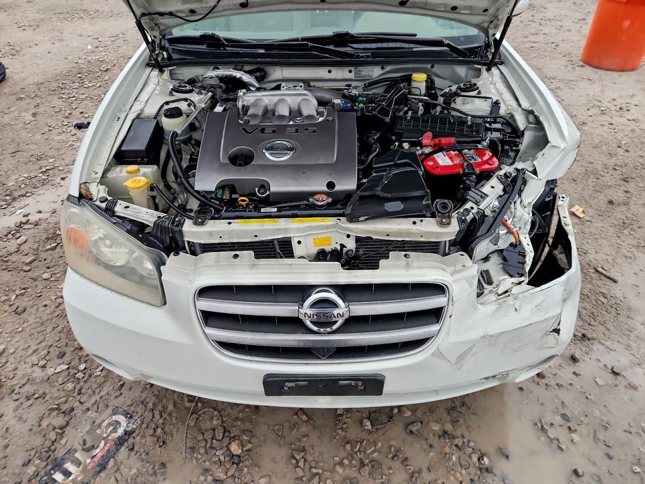 2003 NISSAN Maxima