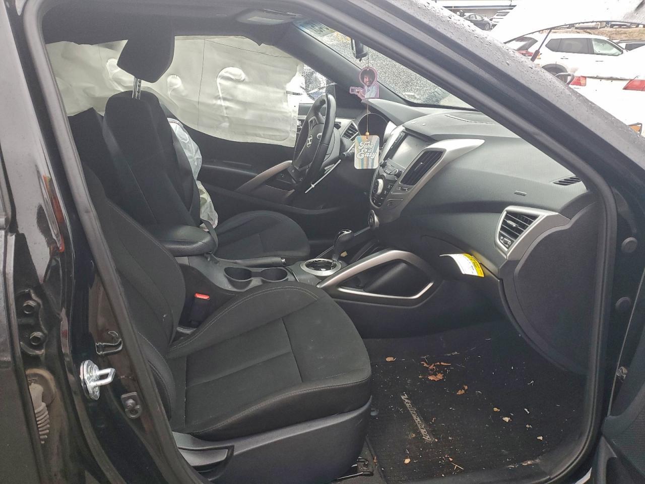 2017 HYUNDAI VELOSTER
