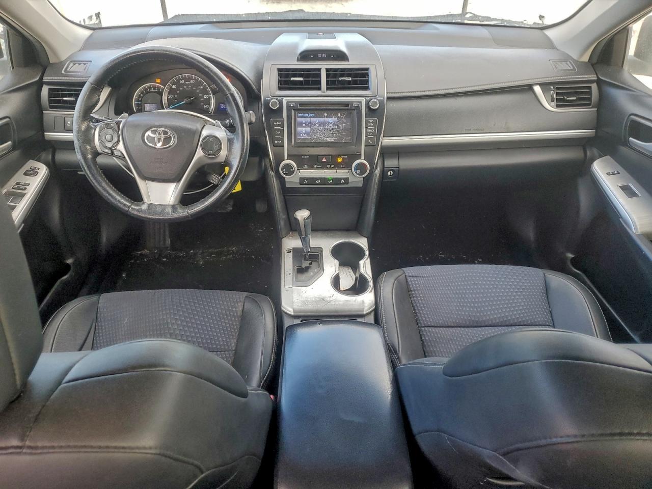 2014 TOYOTA CAMRY