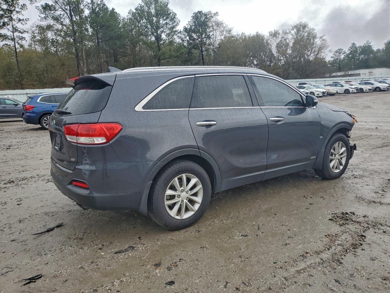 2017 KIA SORENTO