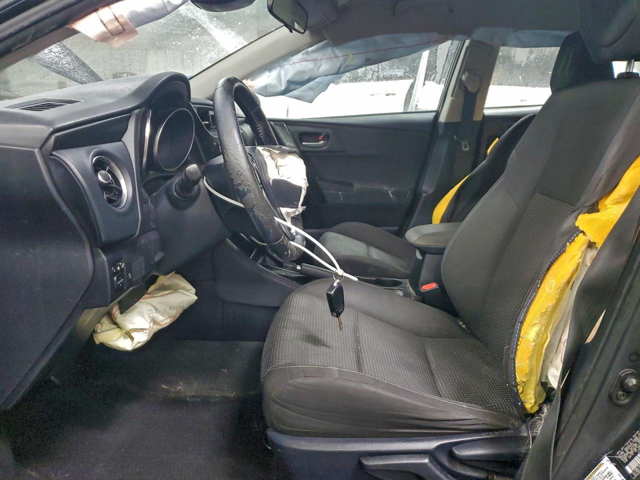 2017 TOYOTA COROLLA