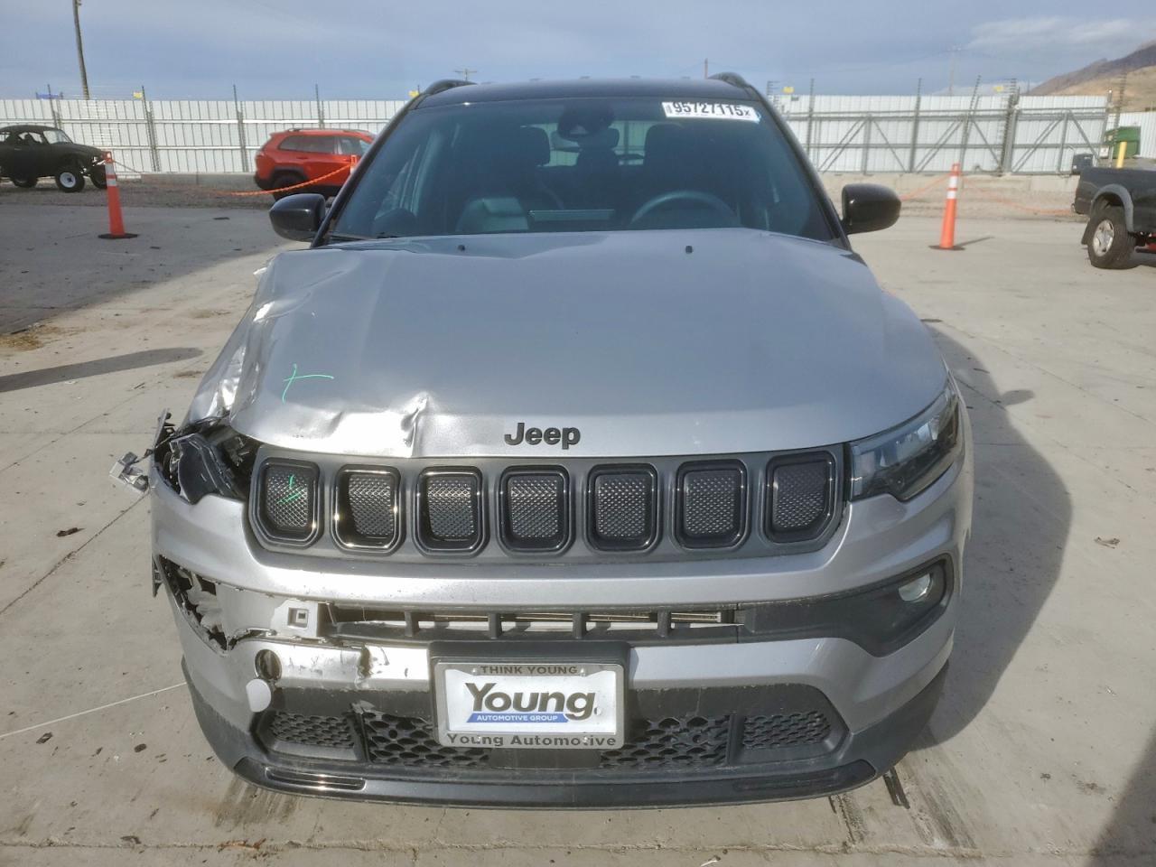 2022 JEEP Compass